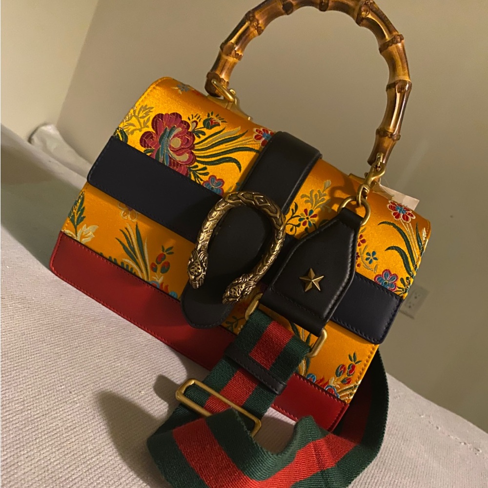 gucci dionysus with floral jacquard top handle and removable shoulder strap
